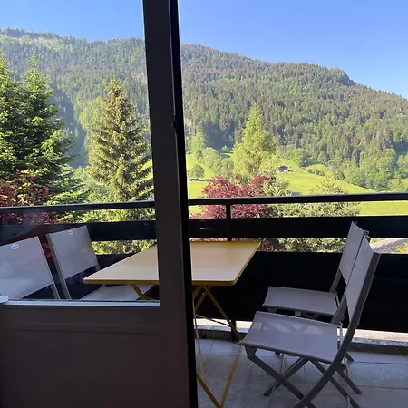 Bonheur Apartment *